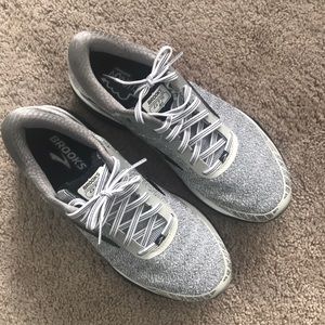 Brooks Adrenaline GTS 18